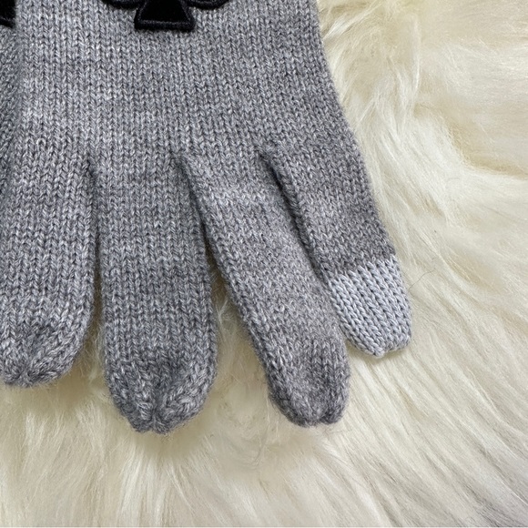 NEW Kate Spade New York Flocked Spade Gloves Gray Touchscreen friendly - Picture 3 of 5